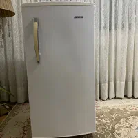 یخچال ۹ فوت ایستکول در حد نو