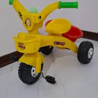 سه چرخه|دوچرخه، اسکیت، اسکوتر|قدس, شهر‌قدس|دیوار