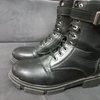 پوتین سایز ۳۹ در حدنو