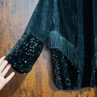 تعدادی مانتو ،پالتو و بلوز مجلسی