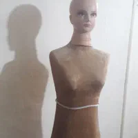 مانکن نیم تنه مخملی