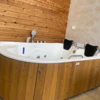 وان و جکوزی دو نفره طبی