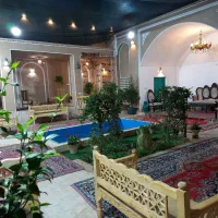 اجاره روزانه ساعتی خانه سنتی دربست دنج مرکزشهر یزد