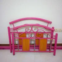 تخت یکنفره صورتی