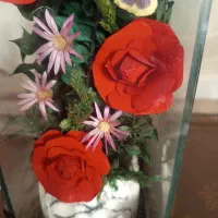 وسایل دکوری ،استند گل مصنوعی،اسب طلایی پلی استر