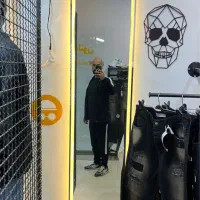 اینه قدی ال ای دی دار لمسی