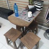 میز و صندلی چوبی