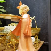 مجسمه سینی بدست|مجسمه، تندیس، ماکت|فردیس, فردیس|دیوار