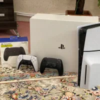 ps5 slim دو دسته دیسک خور