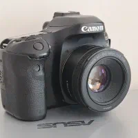 دوربین حرفه ای 80D کنون با لنز ۵۰ فیکس