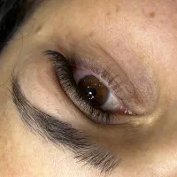 آموزش و خدمات اکستنشن مژه،هیدن و لیفت مژه و ابرو