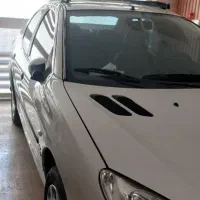 ۲۰۶ اتومات صندوقدار