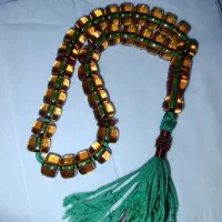 تسبیح سندلوس|جواهرات|اصفهان, خانه اصفهان|دیوار