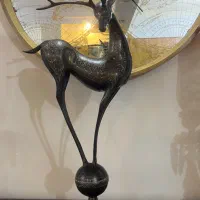 مجسمه برنجی گوزن
