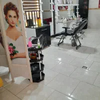 دعوت به همکاری در ارایشگاه زنانه