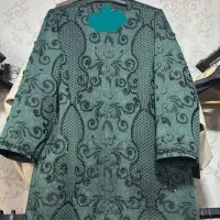 خیاط بیرون مانتو دوز