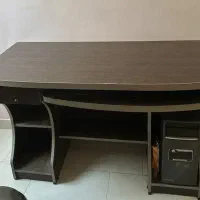 میز کامپیوتر دست دوم