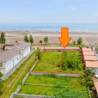 زمین-ساحلی-قواره-اول-دریا-دوقطعه-کنارهم-با-ویوابدی