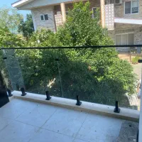 نرده شیشه ای با متریال درجه یک و قیمت مناسب