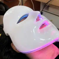 پاکسازی وفیشیال صورت حزفه ای اما مناسب