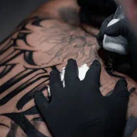 اموزش و انجام تخصصی تتو بدن