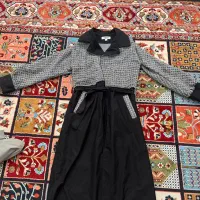 بارونی|لباس|ری, سیزده آبان|دیوار