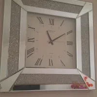 ساعت زیبا و سایز بزرگ