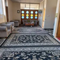 متراژ دویست متر .دویست میلیون و اجاره.بیست میلیون