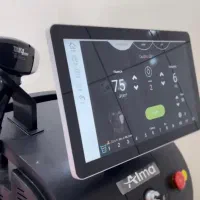 خدمات لیزر موهای زائد با پترو و آزاد