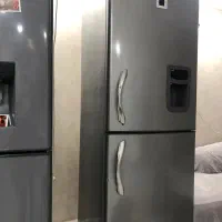 یخچال و فریزر در حد نو