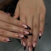 کاشت ناخن وترمیم