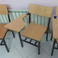 صندلی دانشجویی