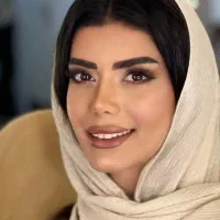 ارائه خدمات میکاپ و شینیون باهم ۱۱۰۰