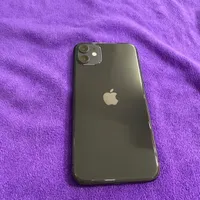 اپل iPhone 11 با حافظهٔ ۱۲۸ گیگابایت