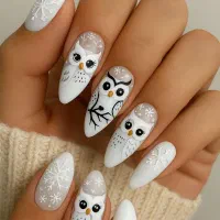 اجاره میز ناخن به ناخنکار ماهر