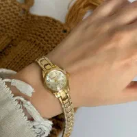 ساعت|ساعت|پرند, فاز ۶|دیوار