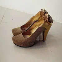 کفش|کیف، کفش، کمربند|بیرجند, |دیوار