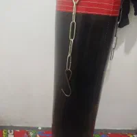 کیسه بوکس و دمبل های ۱۷ کیلویی