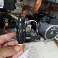 تعمیر و سرویس تخصصی انواع پکیج های دیواری|خدمات پیشه و مهارت|شیراز, آبیاری|دیوار