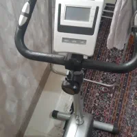 دوچرخه ثابت دیجیتالی