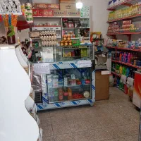 فروشنده شیفت عصر