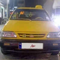 تاکسی عروسک فروشی
