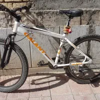 سه عدد دوچرخه ۱۶ و ۲۴ و ۲۶