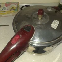 زودپز فلورانس اصل کره ۶لیتری در اتومات