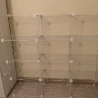 قفسه های مشبک فلزی سفید در حد نو