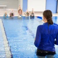 آموزش اقساطی شنا از مبتدی تا حرفه ای(۴سال به بالا)