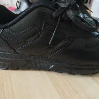 کفش کتونی چرم|کیف، کفش، کمربند|ابریشم, |دیوار