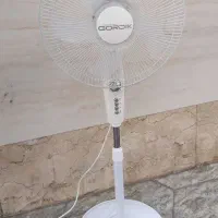 پنکه ایستاده