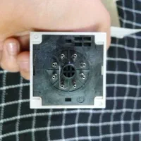 یک عدد تایمر 8پایه مدل omron اصلی|ابزارآلات|لاهیجان, طالقانی|دیوار