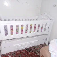تخت کودک|تخت و صندلی بچه|اصفهان, سنجوانمره|دیوار
